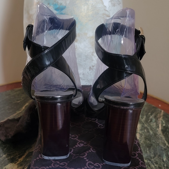 VINTAGE GUCCI TOM FORD BLACK PATENT LEATHER STRAPPY SANDALS 4" HEELS 9B - Picture 4 of 13